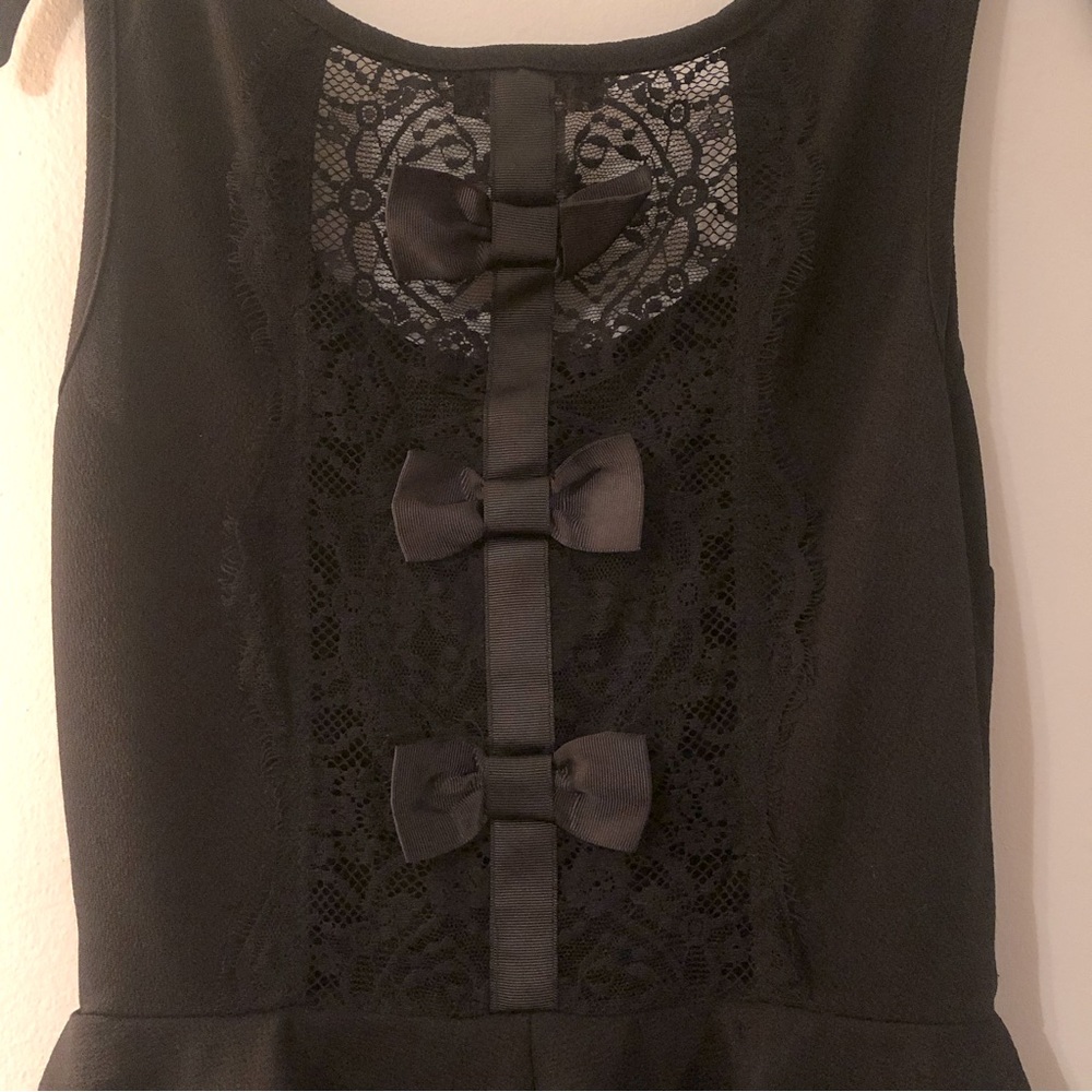Black Mini cocktail dress!